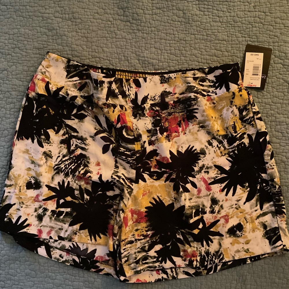 Floral shorts - pro casual shorts - dressy shorts